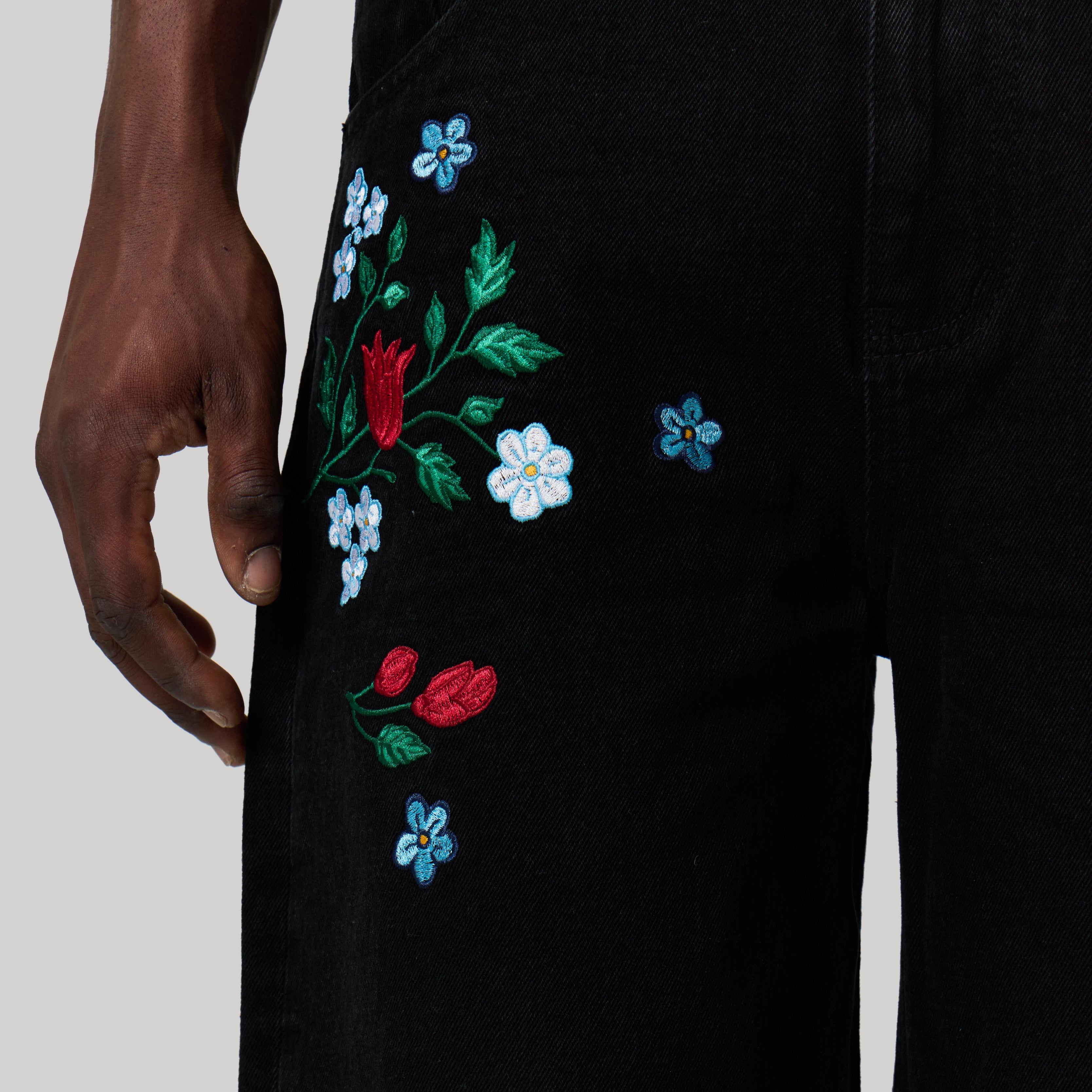 ITALY EMBROIDERED JORTS